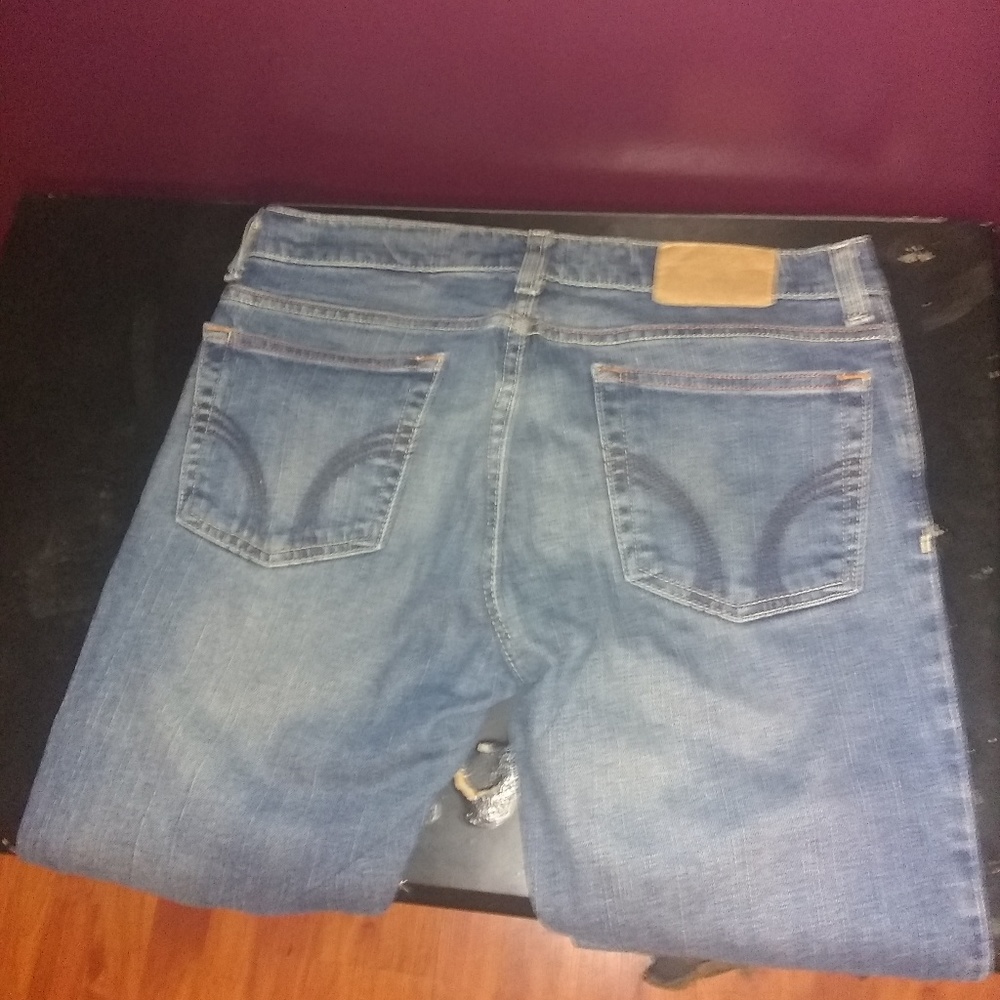 Medium wash Hollister jeans